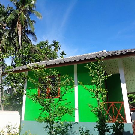 Sarm Mork Guest House Mae Hong Son Esterno foto