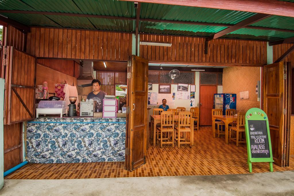 Sarm Mork Guest House Mae Hong Son Esterno foto