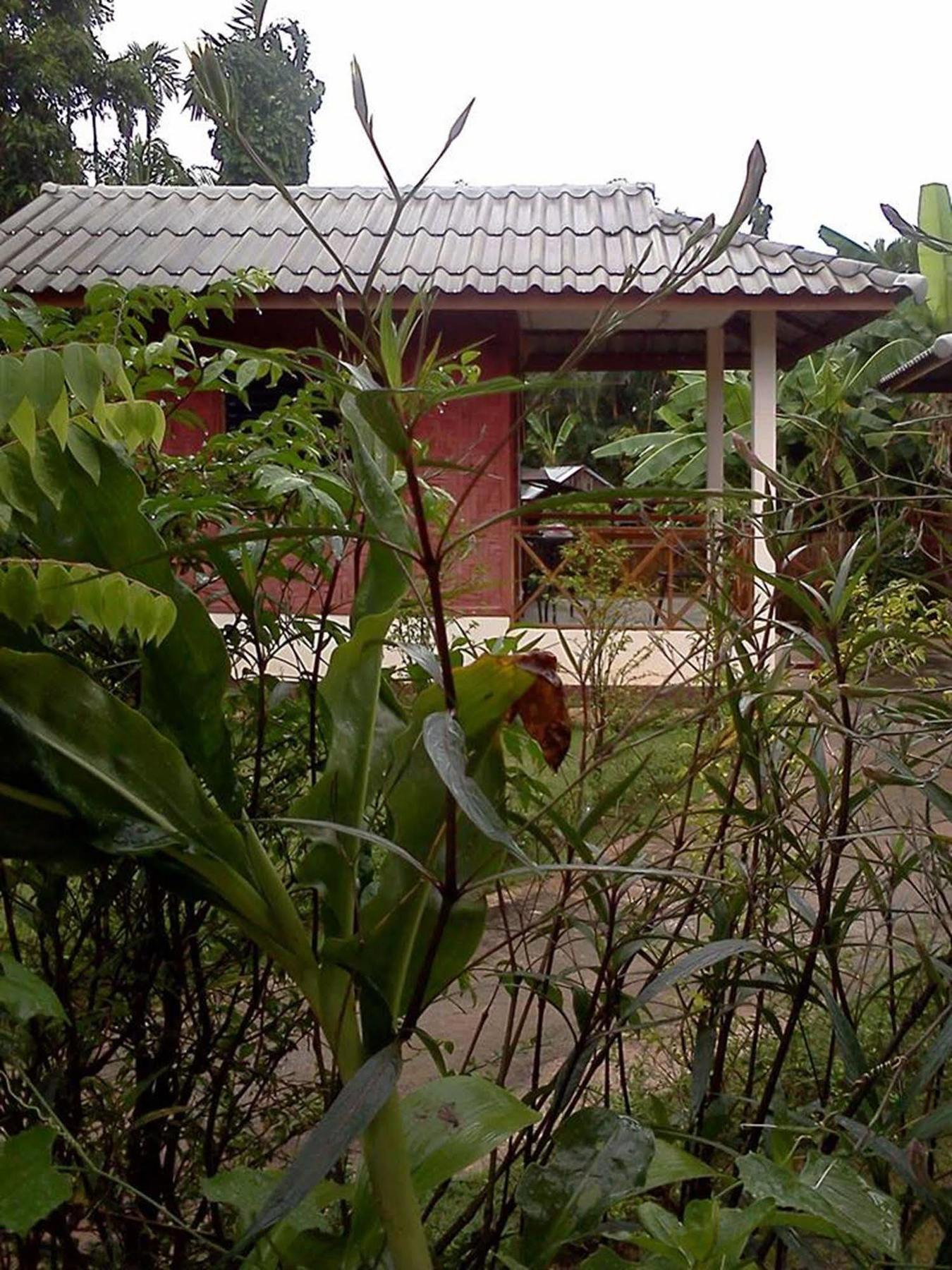 Sarm Mork Guest House Mae Hong Son Esterno foto