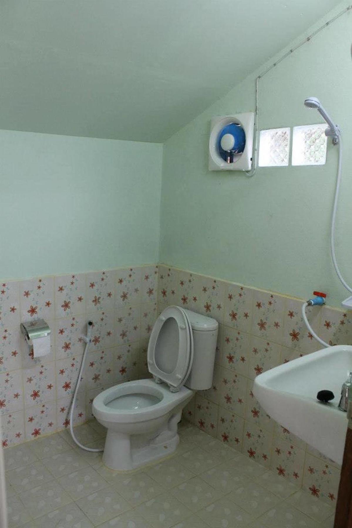 Sarm Mork Guest House Mae Hong Son Esterno foto